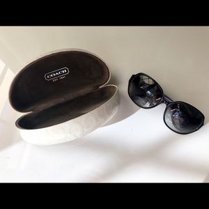 Coach Tortoise sunglasses black/purple rim.